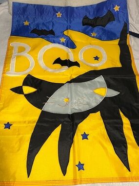 Halloween 'Boo' Black Cat large Garden Flag - Yellow & Blue Bats stars 28” X 40”
